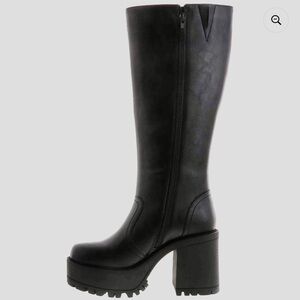 Black Knee-High Chunky Heel Platform Boots